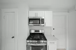 127 Maple St, Norwich, CT 06360 - Photo 20