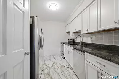 95 Park Avenue #8, Danbury, CT 06810 - Photo 2