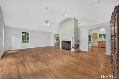 11 John W Luty Drive, Montville, CT 06370 - Photo 10