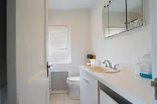 76 Springdale St, Bridgeport, CT 06606 - Photo 32