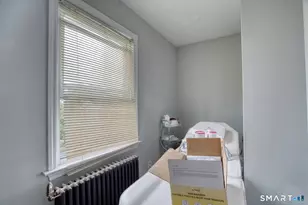 76 Springdale St, Bridgeport, CT 06606 - Photo 22