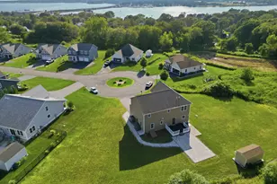 17 Seaview Ter, Waterford, CT 06385 - Photo 30