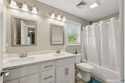 17 Sea View Terrace, Waterford, CT 06385 - Photo 18