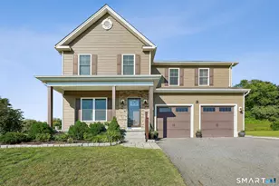 17 Seaview Ter, Waterford, CT 06385 - Photo 1