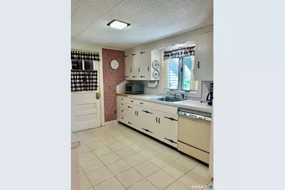 133 Nonnewaug Road, Bethlehem, CT 06751 - Photo 8