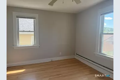 86 Cottage Avenue, Ansonia, CT 06401 - Photo 20