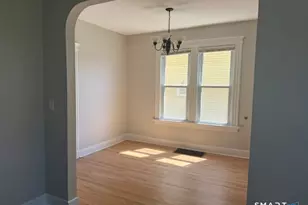 86 Cottage Ave, Ansonia, CT 06401 - Photo 12