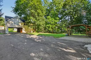 1908 Stratfield Rd, Fairfield, CT 06825 - Photo 40