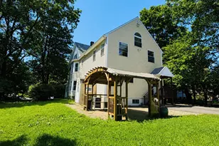 1908 Stratfield Rd, Fairfield, CT 06825 - Photo 2