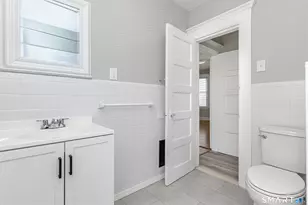 885 Grand St, Bridgeport, CT 06604 - Photo 20