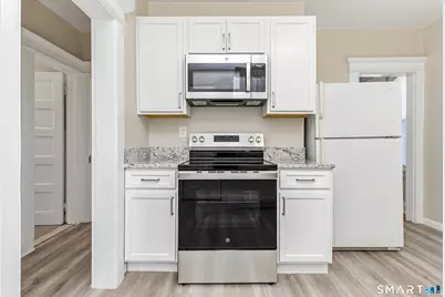 885 Grand Street, Bridgeport, CT 06604 - Photo 16