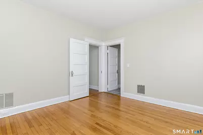 885 Grand Street, Bridgeport, CT 06604 - Photo 22