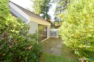 682 Heritage Vlg, Southbury, CT 06488 - Photo 20