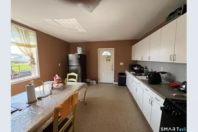 679 Norman Street, Bridgeport, CT 06605 - Photo 8