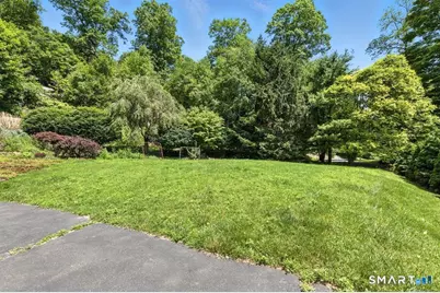 11 Squantz View Drive, New Fairfield, CT 06812 - Photo 16
