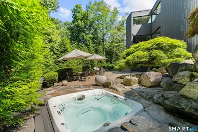 210 Red Fox Road, Stamford, CT 06903 - Photo 6