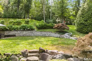 210 Red Fox Rd, Stamford, CT 06903 - Photo 8