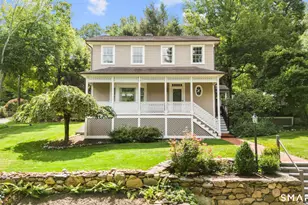 22 Buckskin Ln, Oxford, CT 06478 - Photo 2