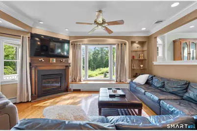 22 Buckskin Lane, Oxford, CT 06478 - Photo 4