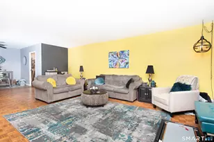 25 Cartright St, Bridgeport, CT 06604 - Photo 4