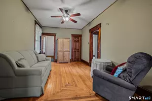 317 Wall St, Meriden, CT 06450 - Photo 12