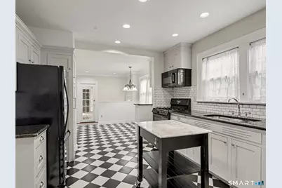14 Roosevelt Street, Norwalk, CT 06851 - Photo 10