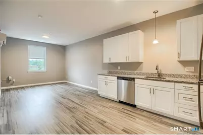 9 Steele Boulevard #207, Berlin, CT 06037 - Photo 6