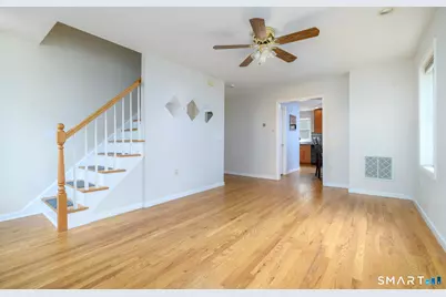 612 Black Rock Turnpike #612, Fairfield, CT 06825 - Photo 2