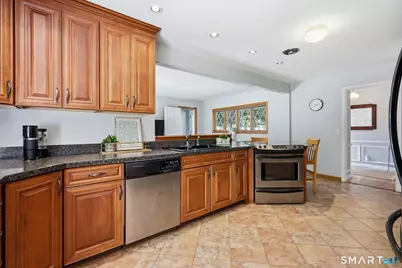 165 Winding Lane, Avon, CT 06001 - Photo 10