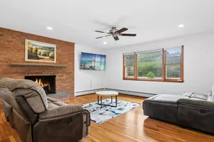 1646 Boston Post Rd, Darien, CT 06820 - Photo 16