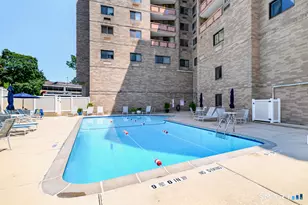 143 Hoyt St, Stamford, CT 06905 - Photo 2