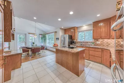 73 Greentree Drive, Glastonbury, CT 06033 - Photo 10