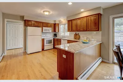15 Horse Run Hill Road, Cromwell, CT 06416 - Photo 6