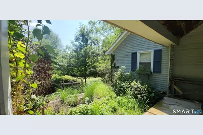 142 Fog Plain Road, Waterford, CT 06385 - Photo 2