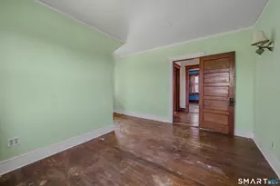 367 Ocean Ave, New London, CT 06320 - Photo 8
