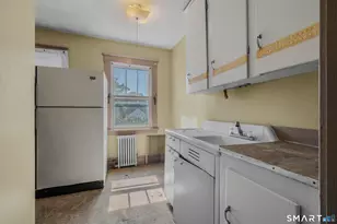 367 Ocean Ave, New London, CT 06320 - Photo 30