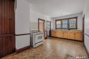 367 Ocean Ave, New London, CT 06320 - Photo 18
