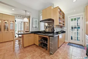505 Edgewood Ave, New Haven, CT 06511 - Photo 16