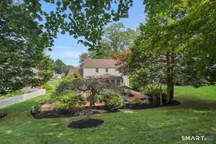 117 Hyde Rd, West Hartford, CT 06117 - Photo 36