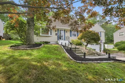 117 Hyde Road, West Hartford, CT 06117 - Photo 2