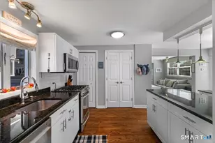 15 Elm St, Milford, CT 06460 - Photo 10