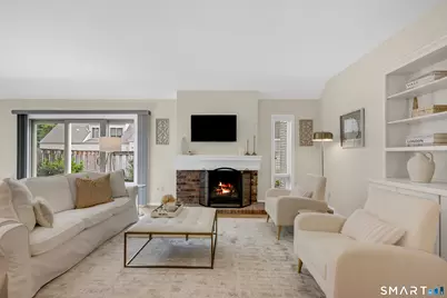 4 Carriage Drive #4, Simsbury, CT 06070 - Photo 10