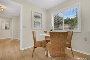 4 Carriage Dr, Simsbury, CT 06070 - Photo 4