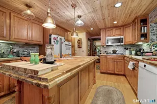 50 Dry Bridge Rd, Canton, CT 06019 - Photo 8