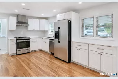 47 Middle River Road, Danbury, CT 06811 - Photo 10