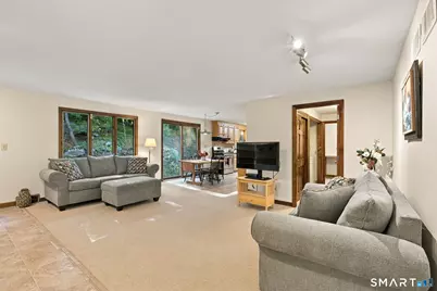62 Wyneding Hill Road, Manchester, CT 06040 - Photo 4