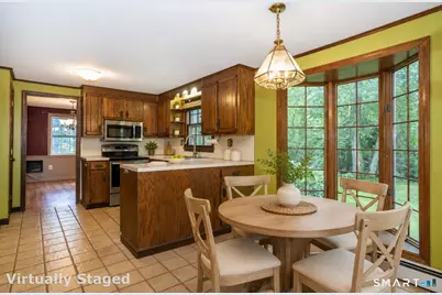 49 Farmstead Lane, Simsbury, CT 06092 - Photo 6