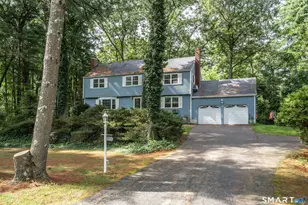 49 Farmstead Ln, Simsbury, CT 06092 - Photo 2