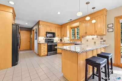 48 Hawthorne Mead Drive, Glastonbury, CT 06033 - Photo 4