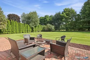 48 Hawthorne Mead Dr, Glastonbury, CT 06033 - Photo 2